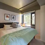 Stylish Accommodation Near Salvador Metro Station